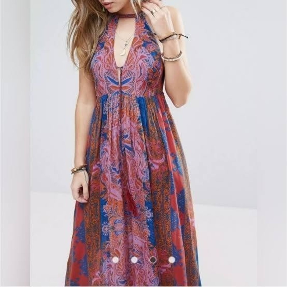 Free People Unattainable Maxi Dress 0 Blue Red Paisley Boho Halter Backless NEW